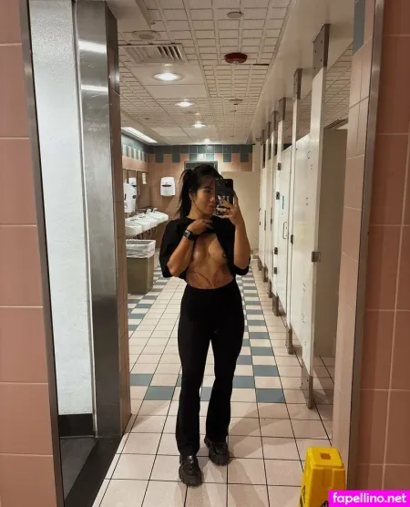 Yourladyrain OnlyFans Thumbnail #8UUgrNcTXC