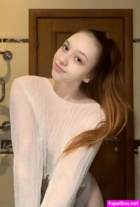 Yourlil Anna OnlyFans Thumbnail #bWnMl7AEGK