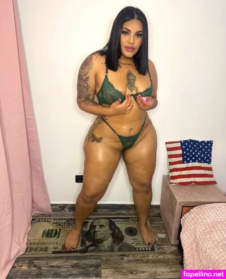 Yourlira OnlyFans Thumbnail #UhpB95o3Gt