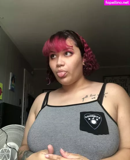 Yourlocalewhore OnlyFans Thumbnail #zDipgBgcE6