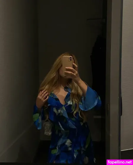 Yourluxurybratt OnlyFans Thumbnail #7tPI1JxcFL