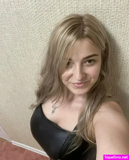 Yourmollyfox OnlyFans Thumbnail #QVUWvnxatd