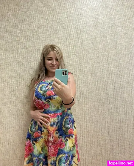 Yourmollyfox OnlyFans Thumbnail #iU89u8yisd