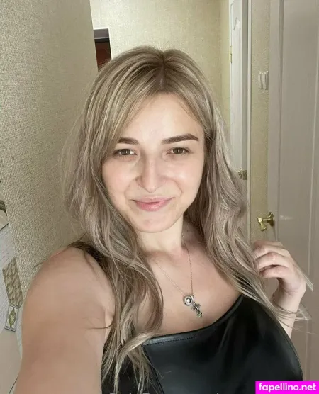 Yourmollyfox OnlyFans Thumbnail #q1ZWxP8Kbe