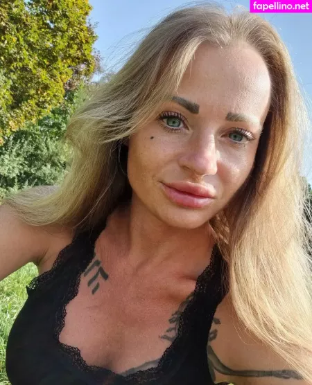 Yourmonicaa OnlyFans Thumbnail #O8BCCCknbM