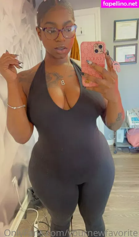 Yournewfavorite OnlyFans Thumbnail #8kl1L7mFCE