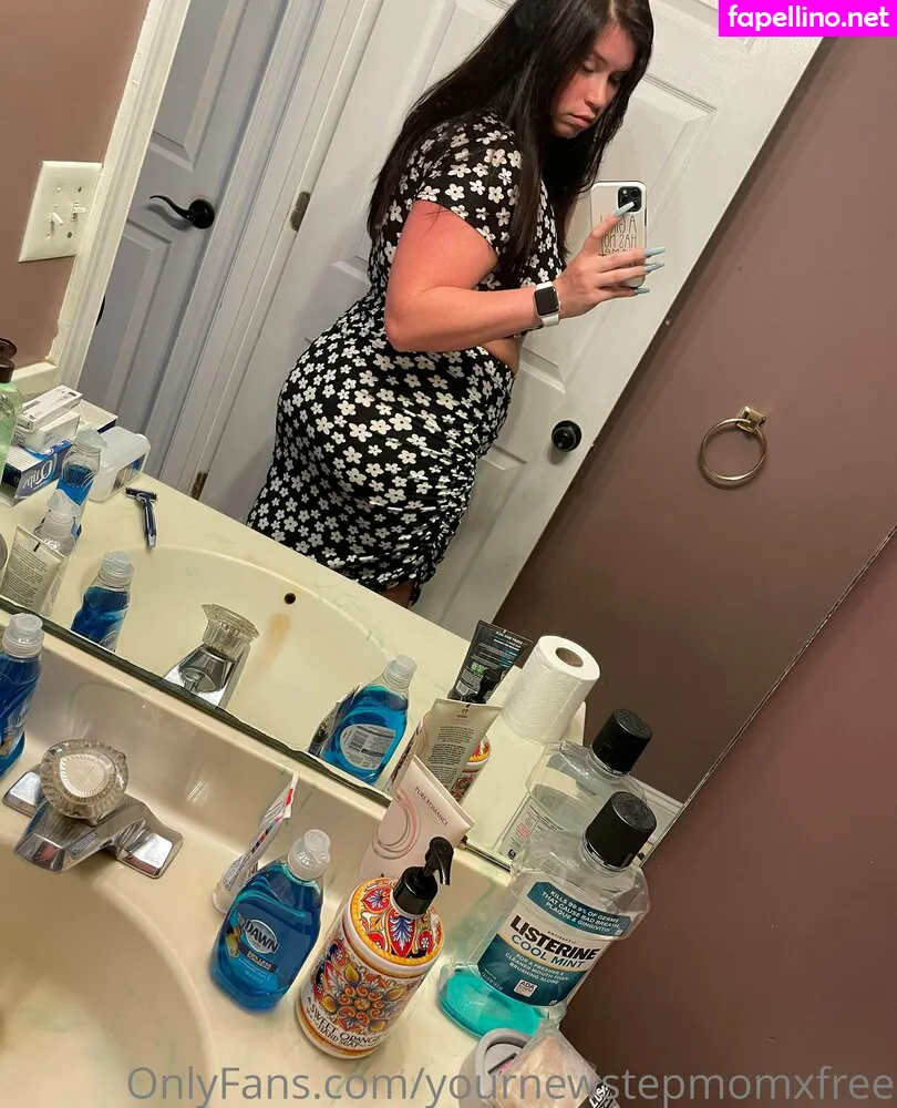 yournewstepmomxfree Nude Leaked OnlyFans Photo #SpaOFN4VM0
