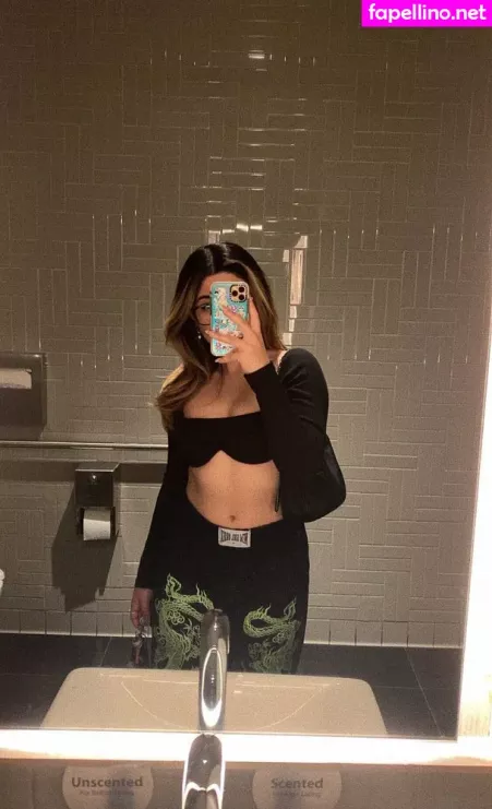 Yourprincesslol OnlyFans Thumbnail #0eNOHTcfgz