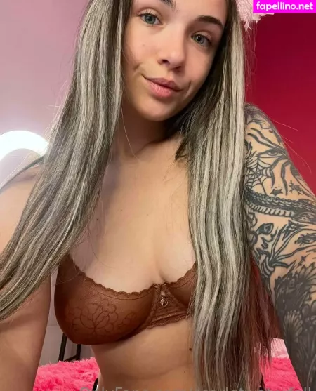 Yourqueen3 OnlyFans Thumbnail #J3DlXjpAa4