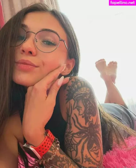 Yourqueen3 OnlyFans Thumbnail #fT5o8ZXqk8