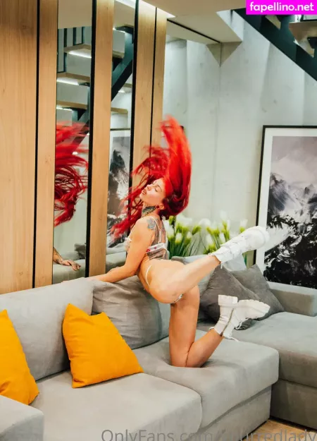 Yourredlady OnlyFans Thumbnail #0kma6pJxTJ