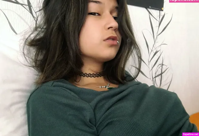 Yourreina Main Profile Photo