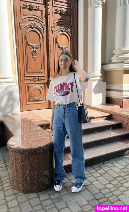 Yourrosalia OnlyFans Thumbnail #VhBsOHfTyr