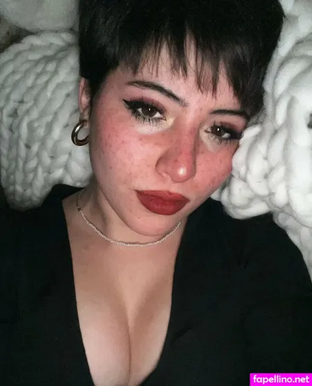 Yourscharlotte OnlyFans Thumbnail #pir3bNMRJ8