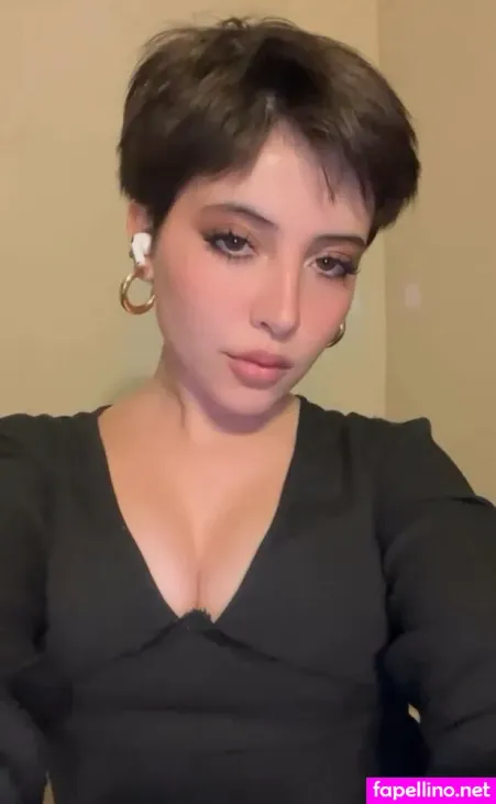 Yourscharlotte OnlyFans Thumbnail #sf437TtYng