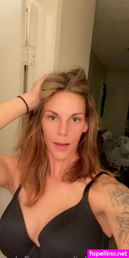 Yoursecrets92 OnlyFans Thumbnail #cWv9IXcx3W