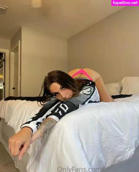 Yourslutnatalie OnlyFans Thumbnail #dEk3oQvDS8