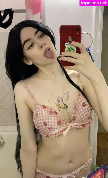 Yoursmalldoll OnlyFans Thumbnail #HhctBQLOX6