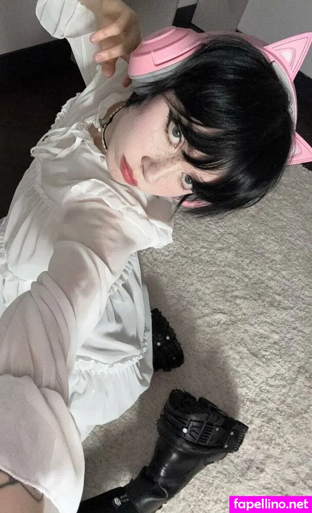 yoursmalldoll1, yoursmalldoll3 Nude Leaked OnlyFans Photo #mJNbcMZlpg