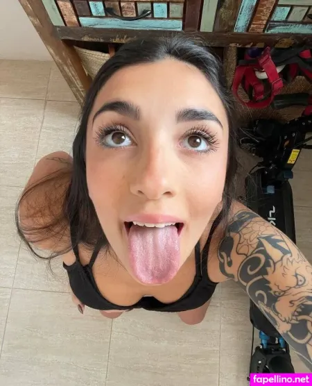 Yoursofiaarose OnlyFans Thumbnail #Ao0ljK6Ale