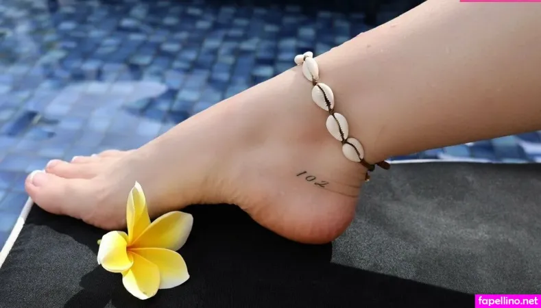 Yoursoledesire 110022 OnlyFans Thumbnail #m217JAHVGE