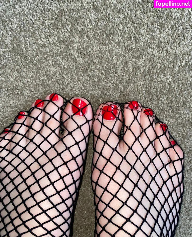 yourstrulymsfeet Nude Leaked OnlyFans Photo #5tESLyzYah