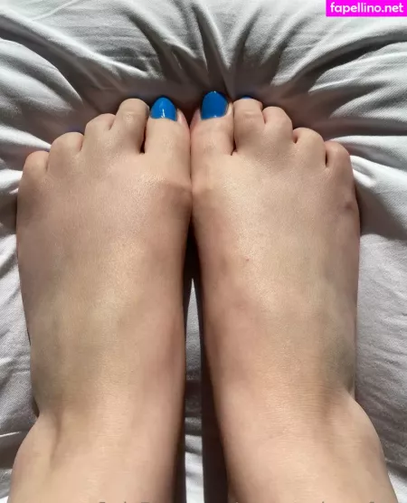 Yourstrulymsfeet OnlyFans Thumbnail #AqCdAtwam0