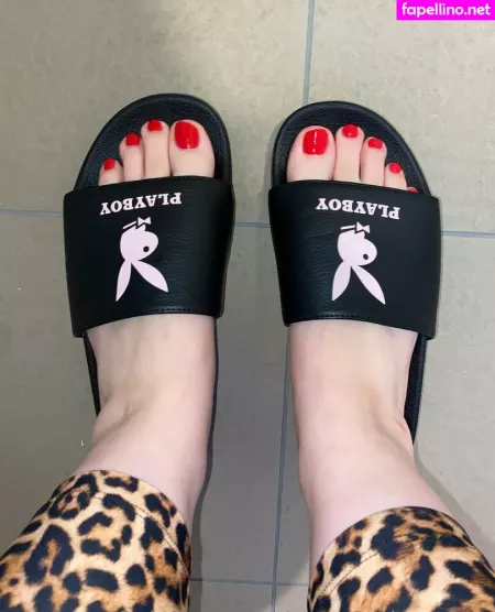 Yourstrulymsfeet OnlyFans Thumbnail #LEw97K7kuL