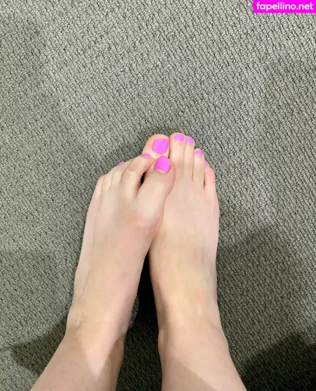 Yourstrulymsfeet OnlyFans Thumbnail #h3q9K8e9Ce