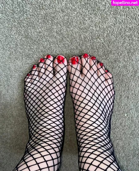 Yourstrulymsfeet OnlyFans Thumbnail #lEvpHqWtBE