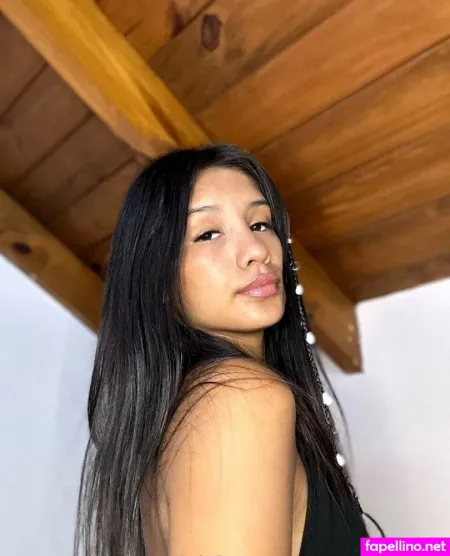 Yoursweetserenaa OnlyFans Thumbnail #diFiZnMkn3