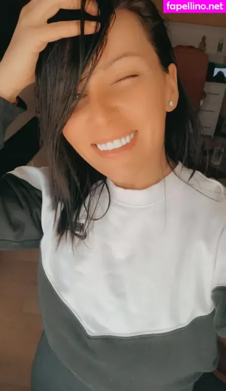 Yourteacher01 OnlyFans Thumbnail #KLL9VHEyDg