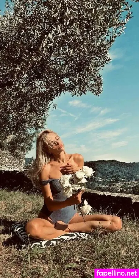 Yourtifff OnlyFans Thumbnail #Or0PNH90wu