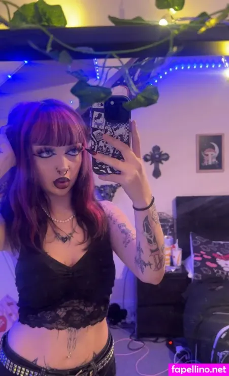 Yourxkittyuwu OnlyFans Thumbnail #YJrr8o8Eow
