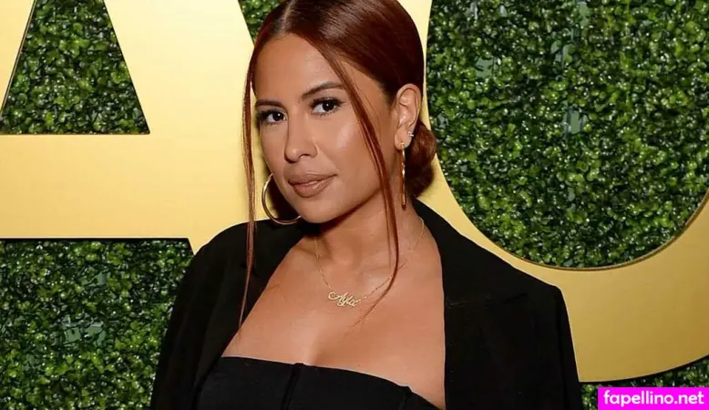 Yris Palmer OnlyFans Thumbnail #hFZycE2avU