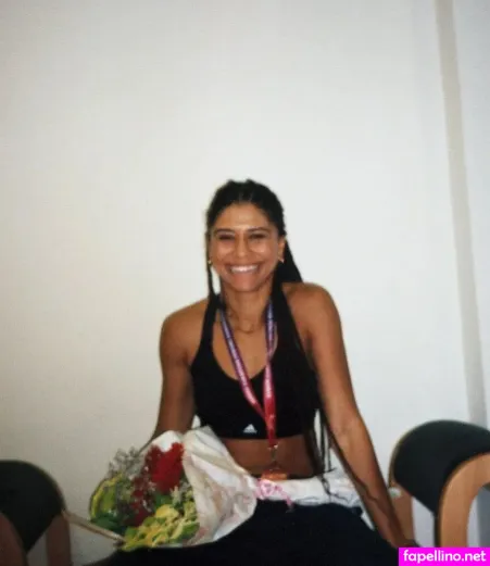 Ysaora Thibus OnlyFans Thumbnail #H61VRuU0KV