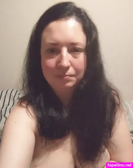 Yseultlefey OnlyFans Thumbnail #e3zknmxoFl