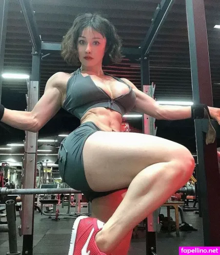 Yuan Herong Main Profile Photo