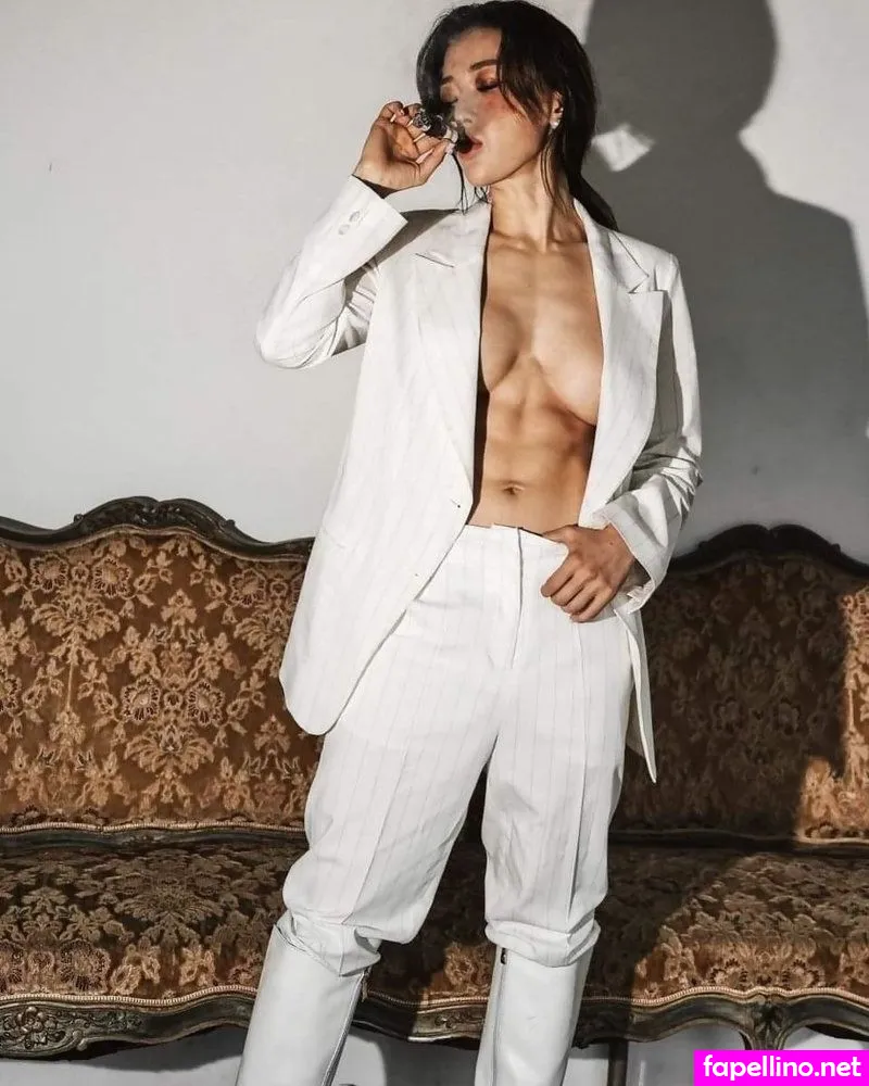 yuanherong.1229 Nude Leaked OnlyFans Photo #ZHdnE8O22y