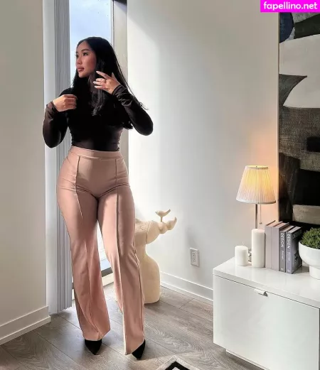 Yueyue OnlyFans Thumbnail #jXFH5Al9wX