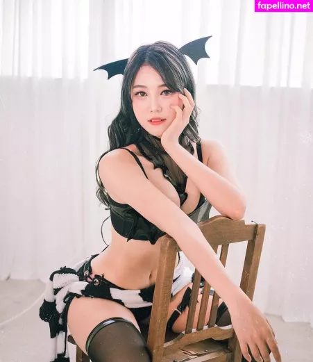 Yuggie Tv OnlyFans Thumbnail #8x749g0iwl