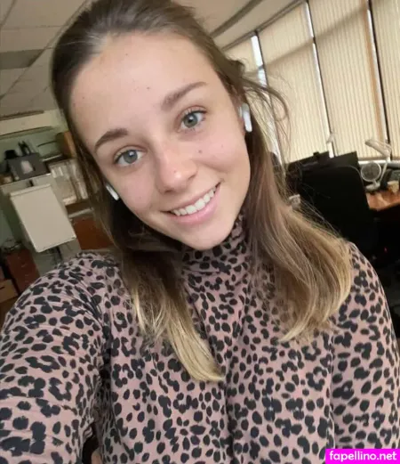 Yugi OnlyFans Thumbnail #YXpBd0WKtK