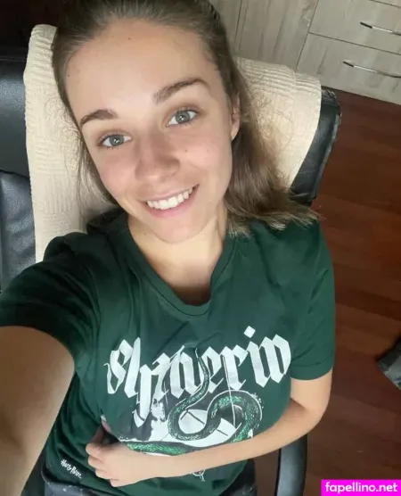 Yugi OnlyFans Thumbnail #fj21BfF7a4