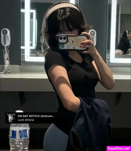 Yukiifoxx OnlyFans Thumbnail #QQYOpdfnMP