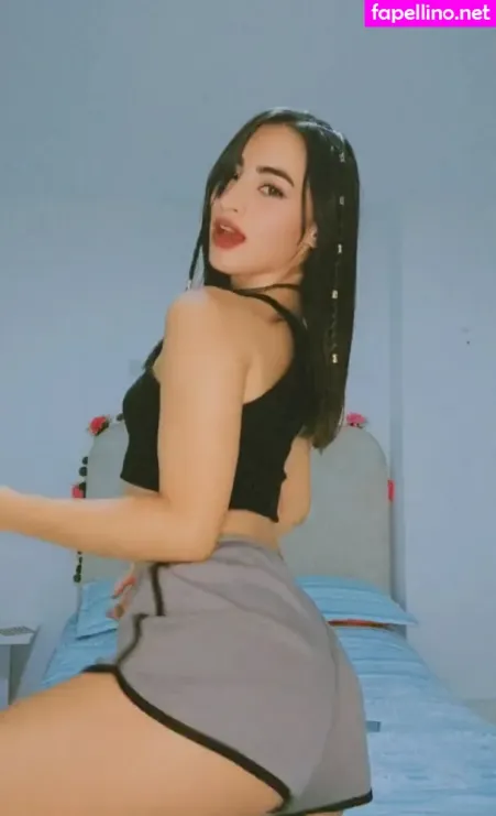 Yulenygz OnlyFans Thumbnail #83opKxdbMk