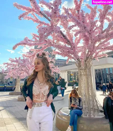 Yulia Kolmakova OnlyFans Thumbnail #OIks4ddwJj