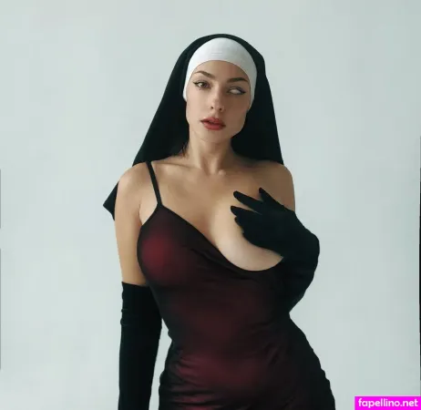 Yulia Shunina OnlyFans Thumbnail #Ch2Fo0jNcw
