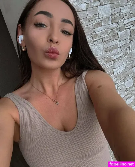 Yuliashani OnlyFans Thumbnail #YbDCTKKM9S