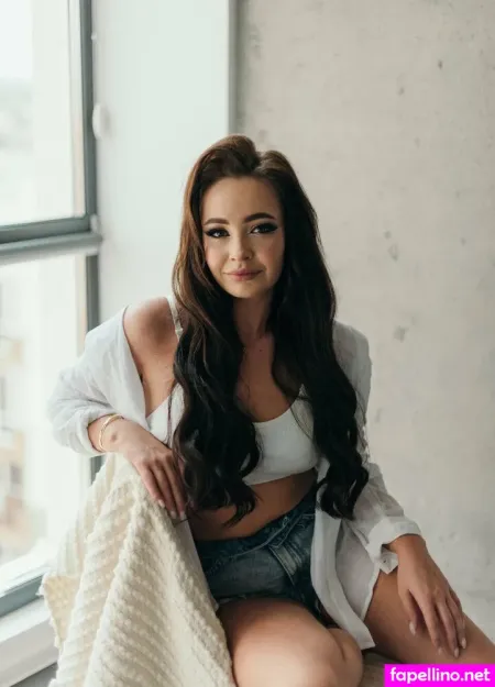 Yuliashani OnlyFans Thumbnail #jtwAl2La3h