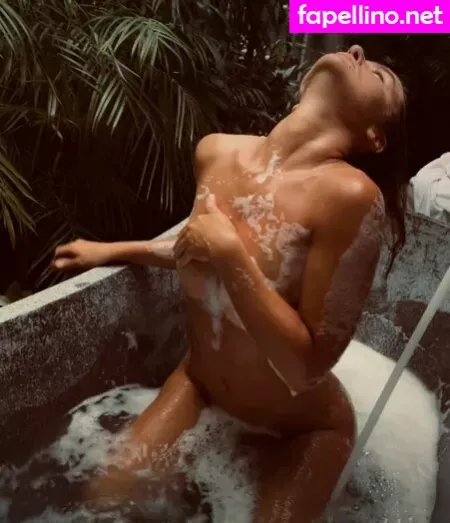 Yuliya Lazarenko OnlyFans Thumbnail #qH5PvnYErM